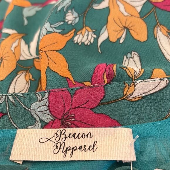 COPY - Beacon Apparel turquoise floral ruffle short sleeve blouse Size M New - Picture 9 of 11